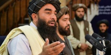 Afghanistan: discussions occidentales et promesses talibanes