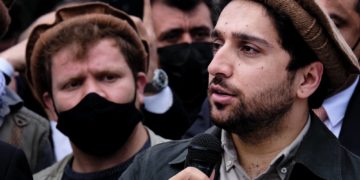 Afghanistan: faut-il armer Massoud?
