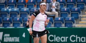 Ons Jabeur bat Kasatkina (2-1) et passe le second tour