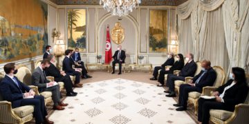 Tunisie: Le president Kaies Saied clarifie la situation politique aux membres de la délégation du Congrès américain