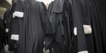 Un groupe d&rsquo;avocats porte plainte contre Moncef Marzouki