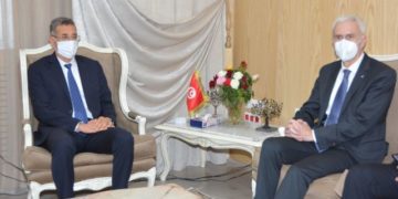 Taoufik Charfeddine rencontre le Secrétaire Général d’Interpol