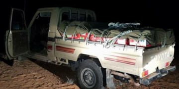 Saisie de camions chargés de vêtements et de cigarettes