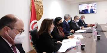 Le ministre de l’Economie expose les priorités en matière de réformes lors d’une visioconférence avec Farid Belhaj