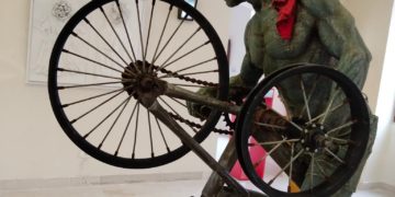 Grand Prix de la ville de Tunis des Arts plastiques: «Torchon rouge» de Mourad Ben Brika