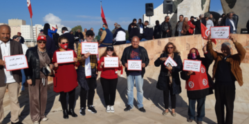En sit-in devant la Kasbah, le PDL appelle à des élections anticipées