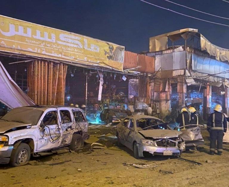 Yémen: l’Arabie Saoudite lance une opération militaire, les Houthis promettent une réponse « douloureuse »
