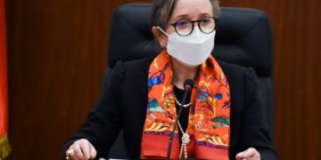 Najla Bouden appelle à un renforcement de l’application des protocoles sanitaires