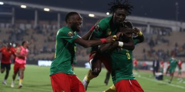 Le Cameroun remonte trois buts et termine troisième. 