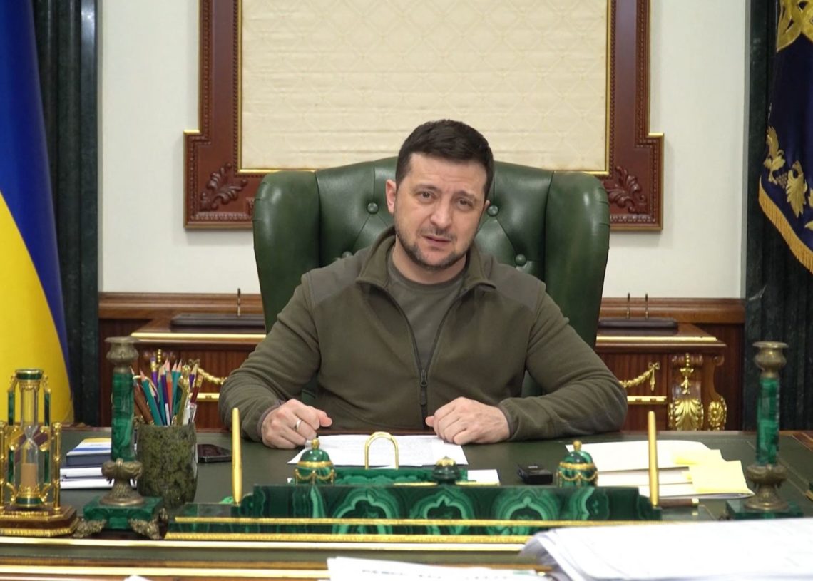 Zelensky s&rsquo;en prend à « ceux en Occident, qui sont incapables de prendre des décisions depuis 13 jours »