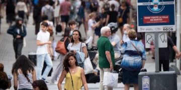 Covid-19: l&rsquo;OMS très critique envers les pays qui ont allégé leurs restrictions