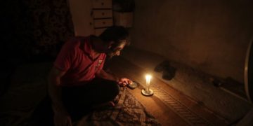 Le Liban dans le noir: les deux dernières centrales électriques cessent de fonctionner faute de carburant