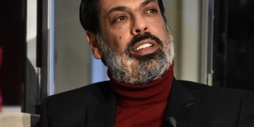 «&nbsp;Démo&nbsp;»: mise en scène et dramaturgie de Moez Gdiri…Une démonstration sarcastique de la Tunisie post-révolution