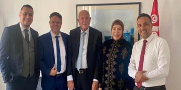 Ahmed Nejib Chebbi reçoit des députés d&rsquo;El Karama