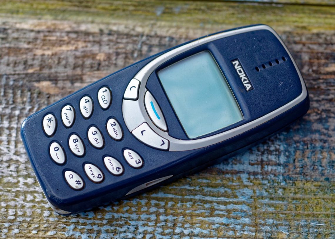 Le « dumbphone » (téléphone idiot) fait son grand retour?