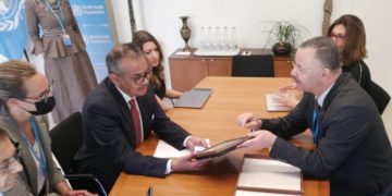 Rencontre entre Ali Mrabet et le Directeur de l&rsquo;OMS