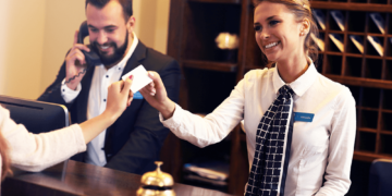 Hôtellerie: la France recrute en Tunisie