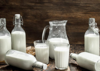 Mahdia: appel à ne pas acheter le lait frais du producteur au consommateur