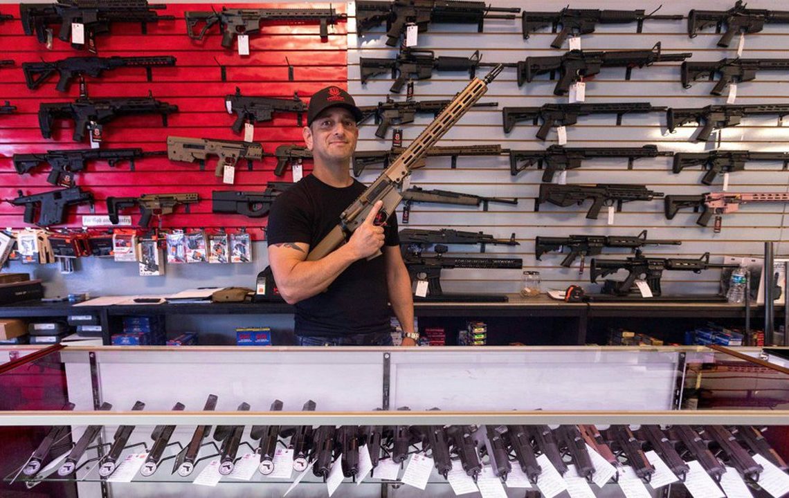 Etats-Unis: le droit au port d’armes hors domicile, consacré par la Cour suprême