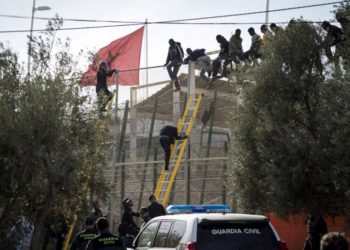 Melilla: la justice marocaine décide de poursuivre  en justice 65 migrants pour des faits de violences