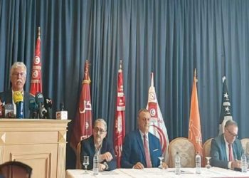 Attayar, Al Qotb, Ettakatol, Al Joumhouri et le parti des travailleurs boycotteront le référendum