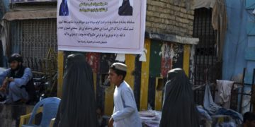 Afghanistan: « Les femmes qui ne portent pas le voile intégral essayent de ressembler à des animaux »