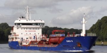 Un navire chargé de 6000 tonnes d&rsquo;huile végétale prend le large suite à 14 jours d&rsquo;attente