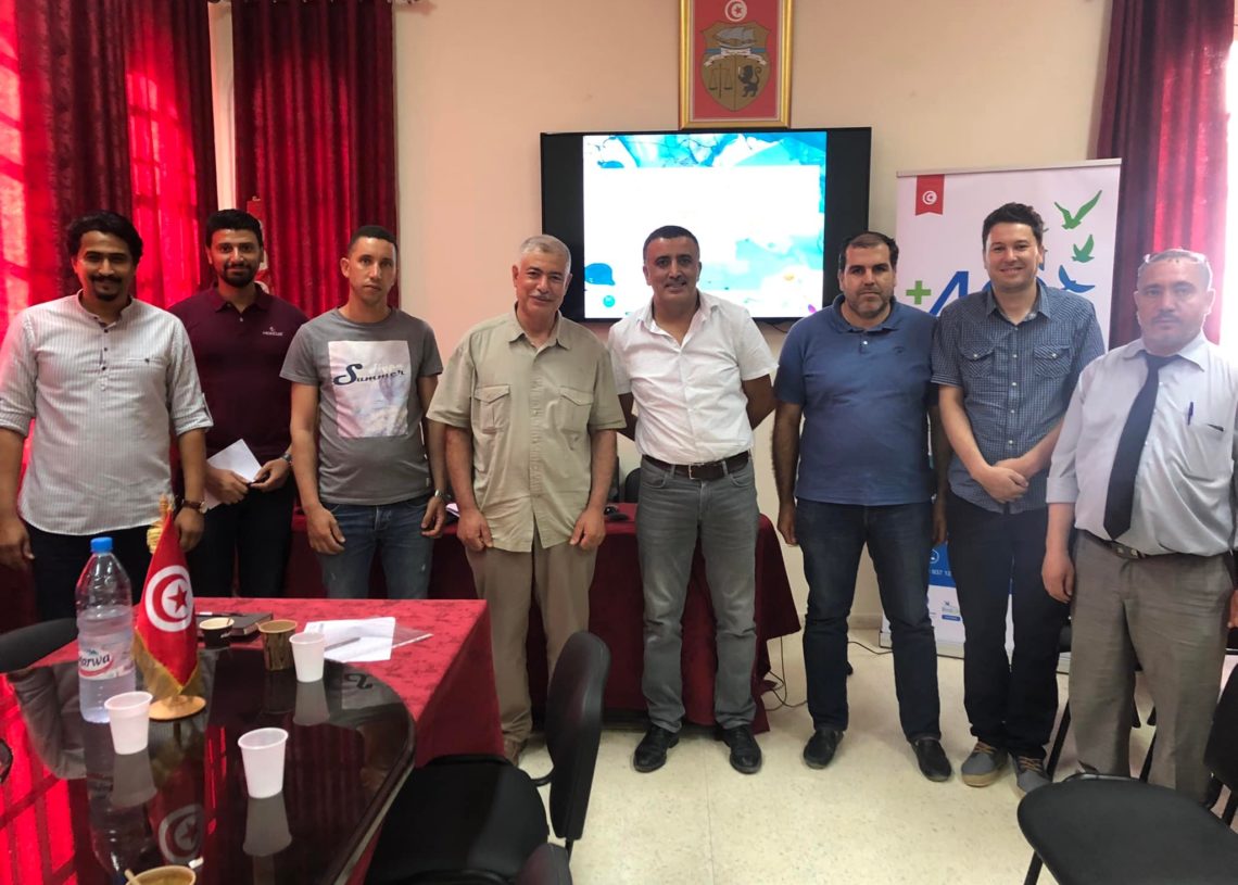 L’AAO/BirdLife collabore avec les communes de Aousja et de Ghar El Melh pour optimiser la collecte et le transport des déchets afin de préserver la biodiversité