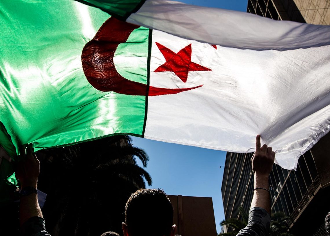 Algérie, l’indépendance, la mémoire l’armée et le mouton de l’Aïd…