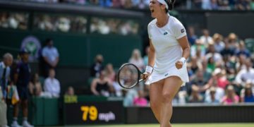 Ons Jabeur bat Bouskova (2-1) et se qualifie avec brio aux 1/2 finales.