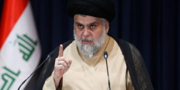 En Irak, le leader chiite Moqtada Al-Sadr réclame la dissolution du Parlement