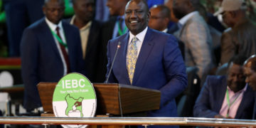 Présidentielle au Kenya: William Ruto déclaré vainqueur, des membres de la Commission électorale rejettent le résultat