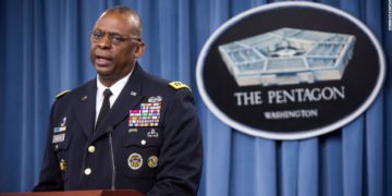 Etats-Unis: « La démocratie tunisienne est en péril » déclare Lloyd Austin secrétaire d&rsquo;Etat à la Défense