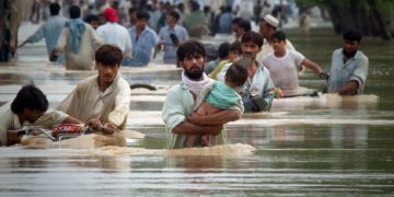 Un tiers du Pakistan sous les eaux, au moins 1130 décès