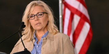 Liz Cheney, ennemie autoproclamée de Trump, perd son siège au Congrès