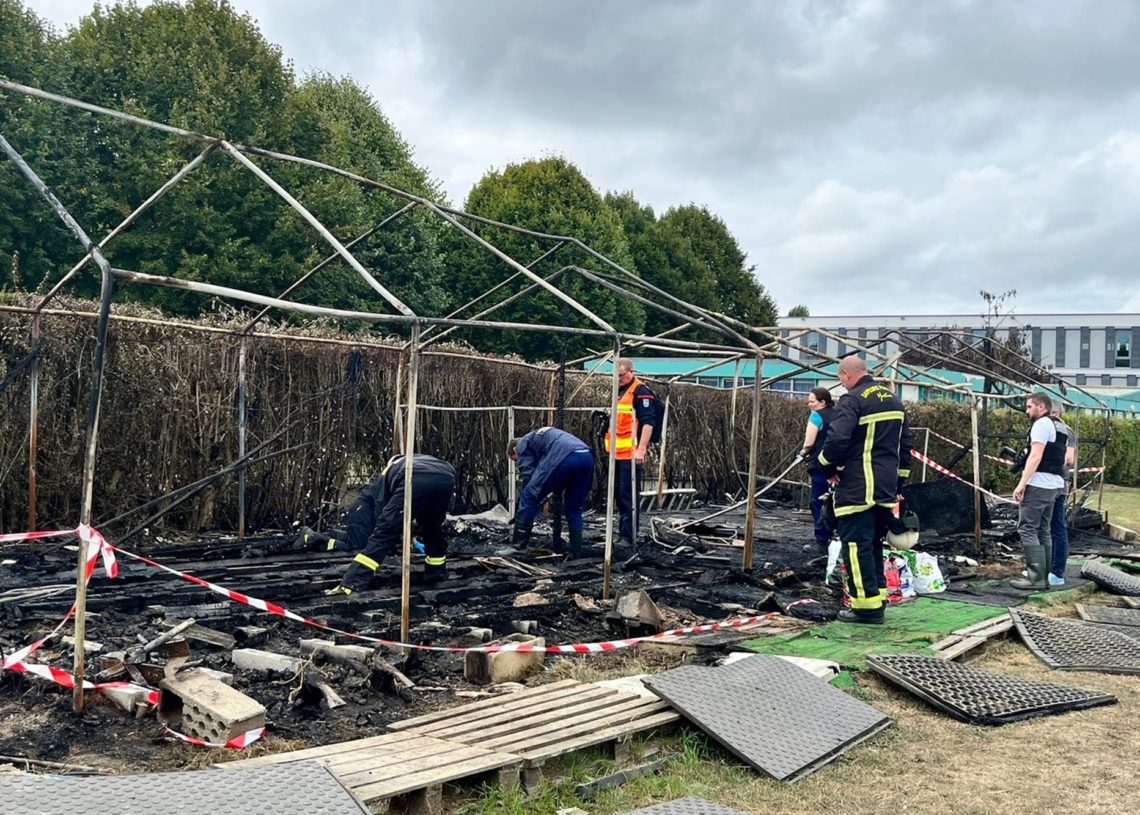 Une Mosquée incendiée à Rambouillet, la piste criminelle privilégiée