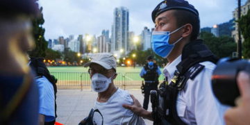 Cinq Hongkongais condamnés à 19 mois de prison pour des livres destinés aux enfants