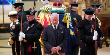 Charles III, ses premiers pas en qualité de souverain