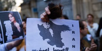 Iran: deux morts dans les manifestations contre la police des mœurs