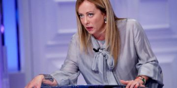 Italie : une femme de droite au pouvoir ?
