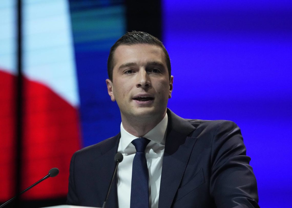 Le Rassemblement National et Renaissance s’accordent pour enquêter sur les financements étrangers des partis