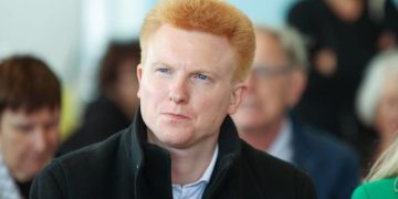 Adrien Quatennens, n°2 de La France insoumise, se met en retrait du parti  après une main courante déposée par son épouse