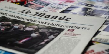 Le journal « Le Monde » retire une tribune sur Emmanuel Macron en Algérie et présente  des excuses au président français