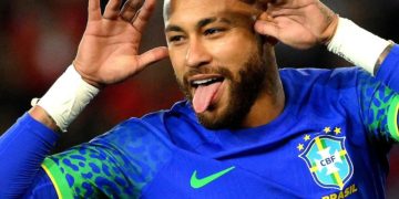 Brésil-Tunisie: un naufrage sur le terrain et dans les gradins.