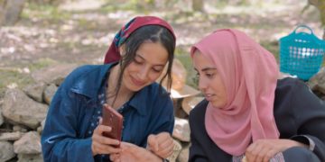 Festival international du Film Francophone de Namur-Palmarès  : Le Bayard d’or au film tunisien, « Sous les figues » d’Erige Séhiri