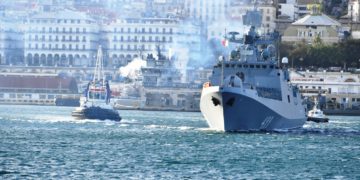 Coopération militaire: des navires russes à Alger