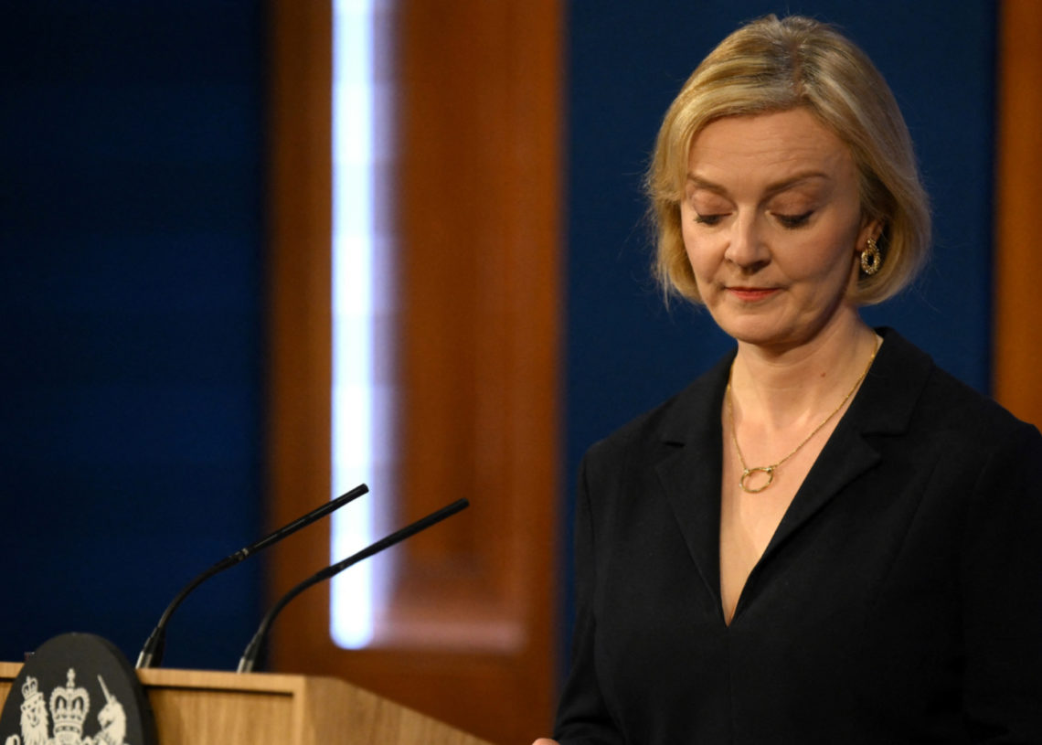 Grande-Bretagne: Liz Truss présente des excuses pour ses « erreurs »