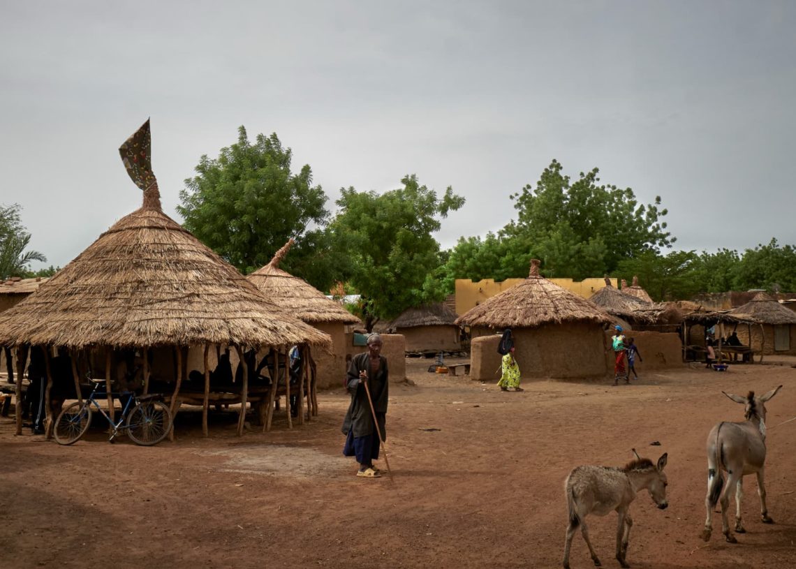 Human Rights Watch alerte sur le massacre de centaines de villageois au Mali perpétré par l&rsquo;Etat Islamique