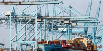 L’OMC abaisse fortement ses prévisions de croissance du commerce mondial pour 2023