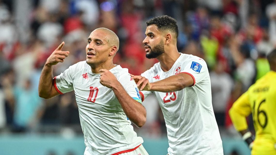 La Tunisie bat la France (1-0) mais quitte la scène.